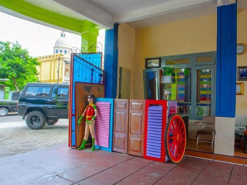 The Paragon Hotel Cilacap Redpartner Экстерьер фото
