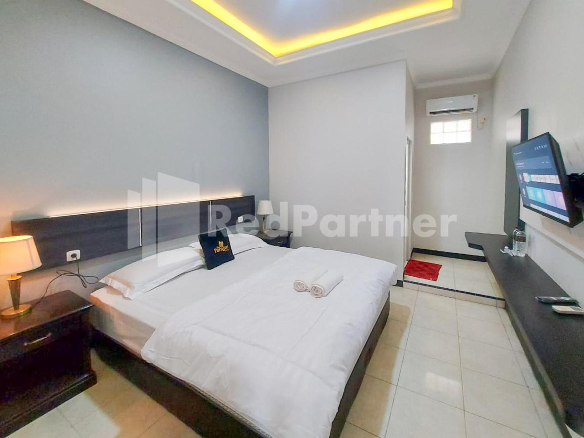 The Paragon Hotel Cilacap Redpartner Экстерьер фото